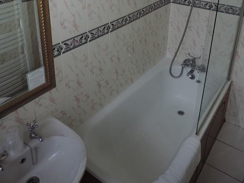 Hotel Bath House 3*